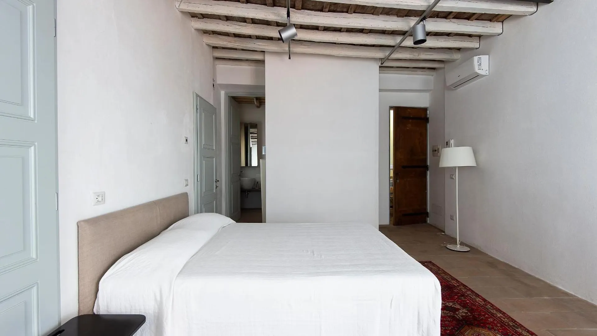 דירות רומא Colosseo Elegant Loft