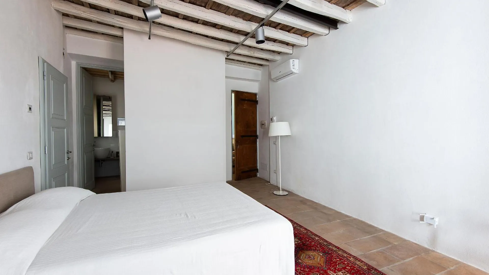 דירות רומא Colosseo Elegant Loft