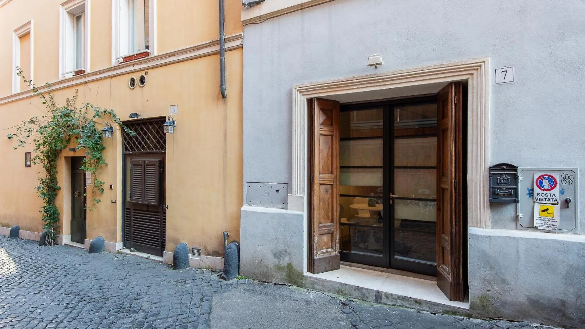 Colosseo Elegant Loft Apartment Rome